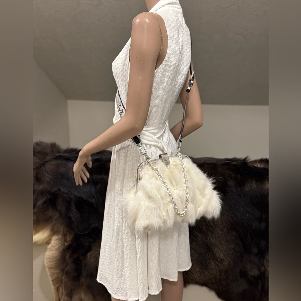 Unique Real Fox Fur Handmade Rivet Metal Frame Push Lock Shoulder Bag/Crossbody - Picture 9 of 16